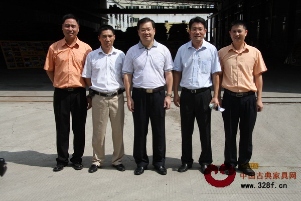 沿海十二?。ㄊ校?biāo)準(zhǔn)化工作與會代表蒞臨大涌參觀考察