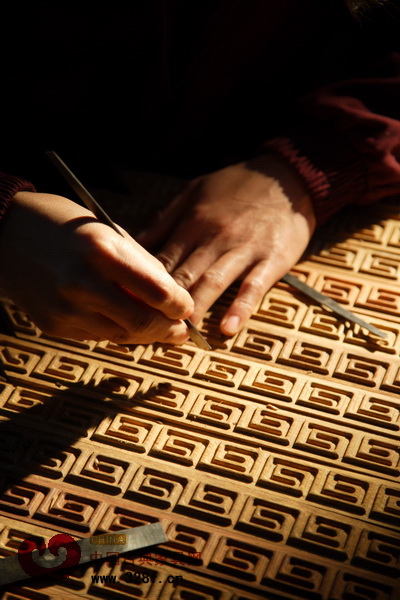 紅木家具：行業(yè)轉(zhuǎn)型勢在必行