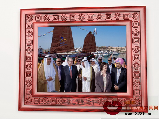 紅木瓷器珍貴攜手 為國際奧委會(huì)主席獻(xiàn)禮