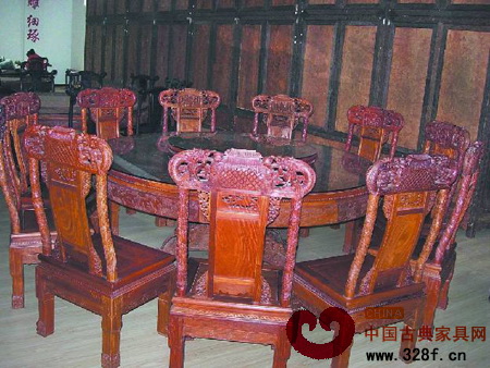 紅木家具：東陽下一個(gè)支柱產(chǎn)業(yè)？