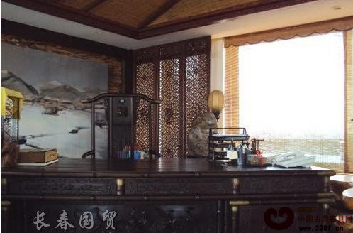 趙本山私人辦公室曝光 布置豪華古香古色