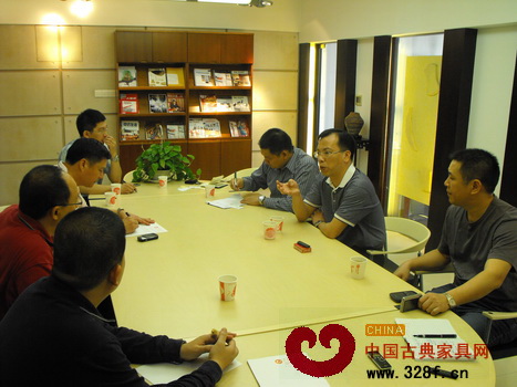三鄉(xiāng)政府及家具協(xié)會(huì)代表團(tuán)赴北京交流考察