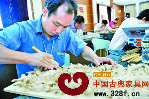 大涌舉辦紅木雕刻大賽