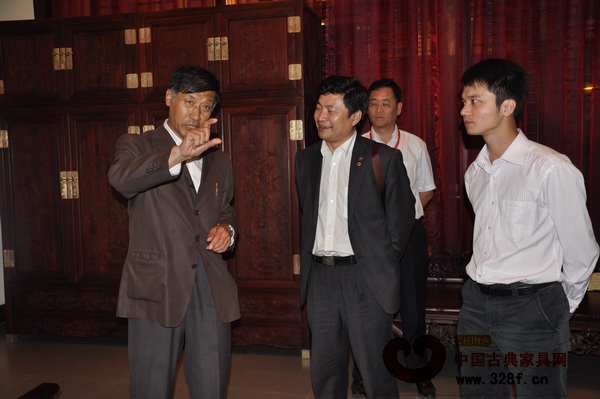 故宮專家胡德生的三步鑒賞家具法