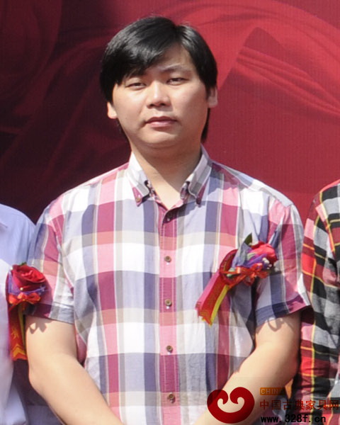 出席嘉賓：東莞市鴻普軒家具有限公司營銷總監(jiān)王耀佳