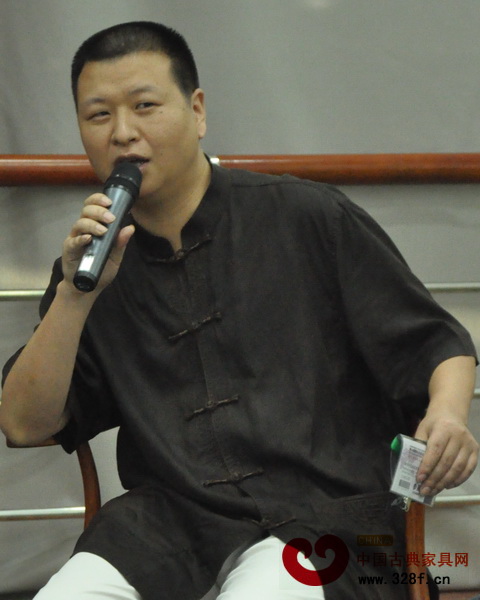 美聯(lián)胡冠軍：仰視傳統(tǒng)中式家具，自主創(chuàng)新與時(shí)代同步