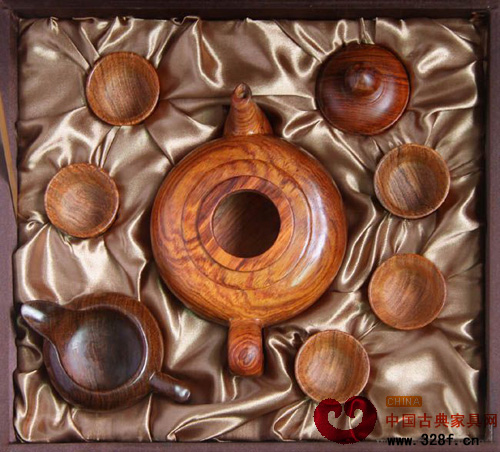 紅木風(fēng)潮直卷高端禮品市場(chǎng)