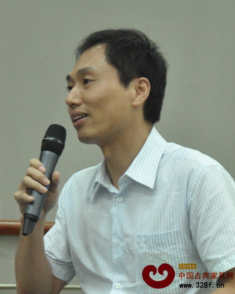 年年紅家具（國際）集團(tuán)副總裁崔堅(jiān)：把紅木家具這個(gè)蛋糕做大