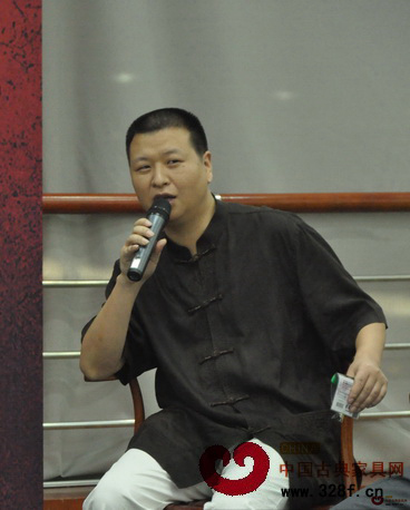 美聯(lián)家私總設(shè)計(jì)師胡冠軍：與時(shí)代同步，在傳承中創(chuàng)新