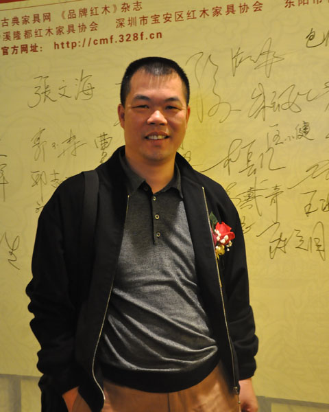 新會古典家具協(xié)會秘書長區(qū)小建