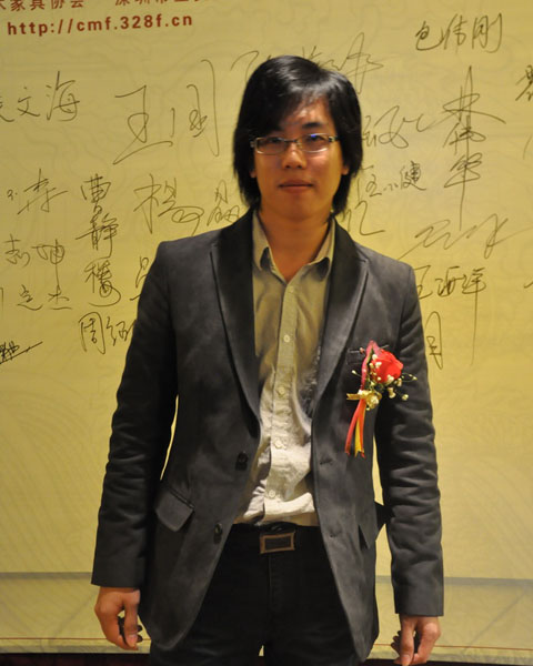 新會華潤家私總經(jīng)理譚志強(qiáng)