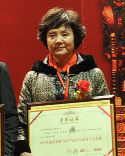 大連養(yǎng)心堂副董事長李莎