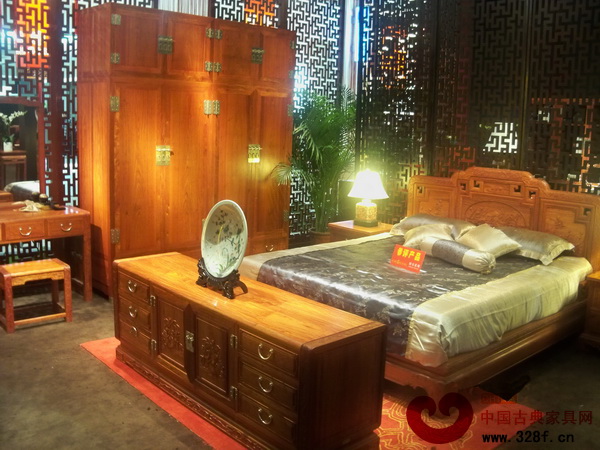 國壽紅木獲名家具展臥房系列銀獎