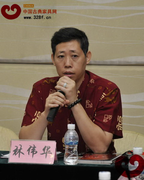 新會(huì)古典家具城總經(jīng)理林偉華：新國標(biāo)和新會(huì)聯(lián)盟標(biāo)準(zhǔn)都將規(guī)范新會(huì)古典家具行業(yè)發(fā)展