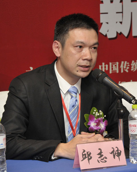 廣州永華家具副總經(jīng)理 邱志坤