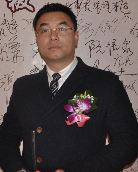 東莞國(guó)壽紅木副董事長(zhǎng)陳淦凡