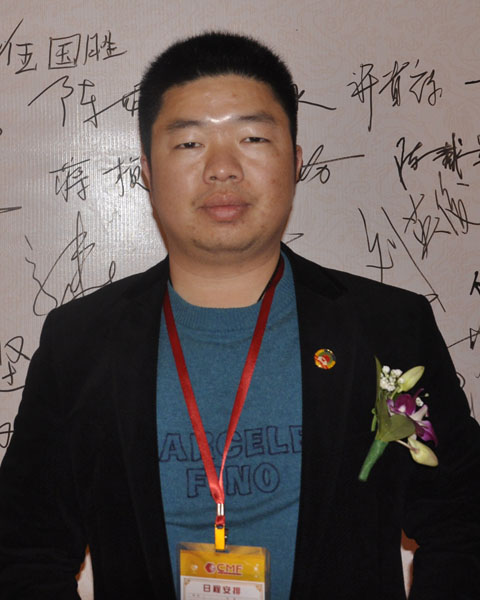 福建海龍紅木董事長李良專