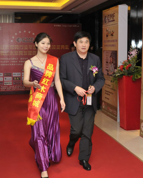 中山市大涌鎮(zhèn)黨委委員謝巧明