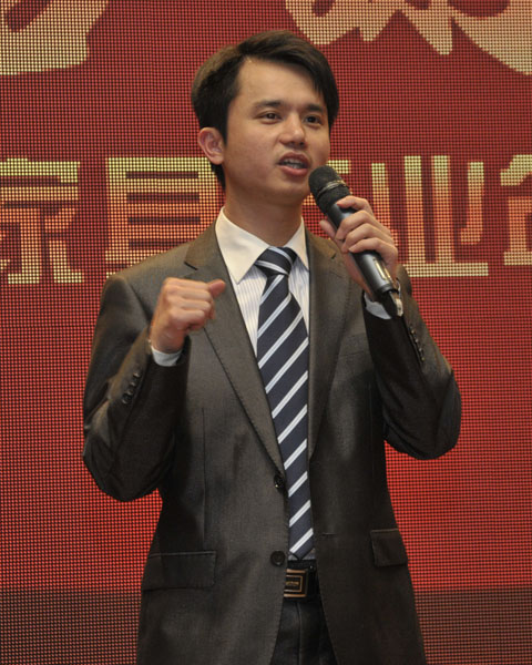 中國古典家具網(wǎng)、《品牌紅木》雜志CEO林偉華