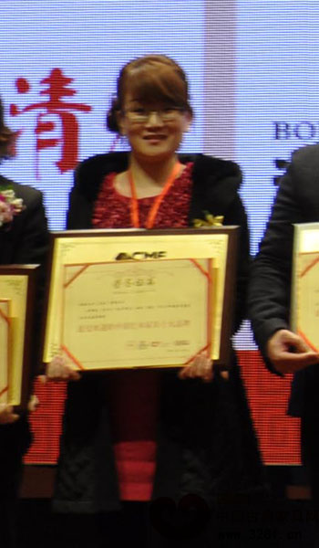 “海派”弘木印象喜獲“最受歡迎的紅木家具十大品牌”