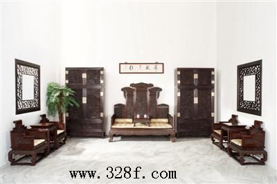 紅木家具的冬季保養(yǎng)方法