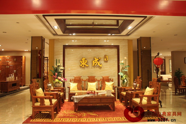 東成紅木：新古典詮釋紅木家具時(shí)代特色