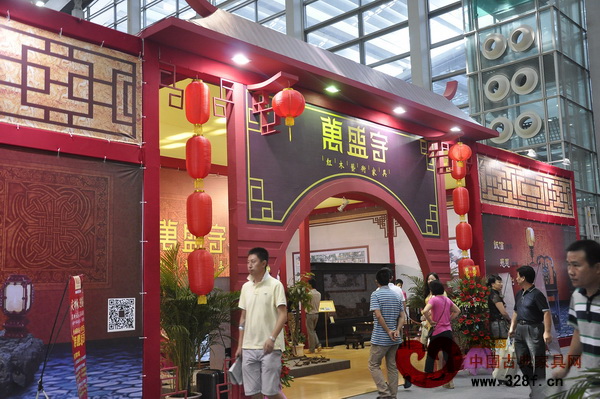 三大獎項(xiàng)深化萬盛宇紅木品牌意義