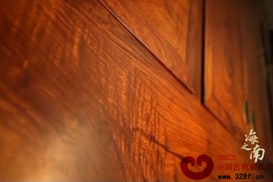 黃花梨將中國明式家具推向巔峰（視頻）