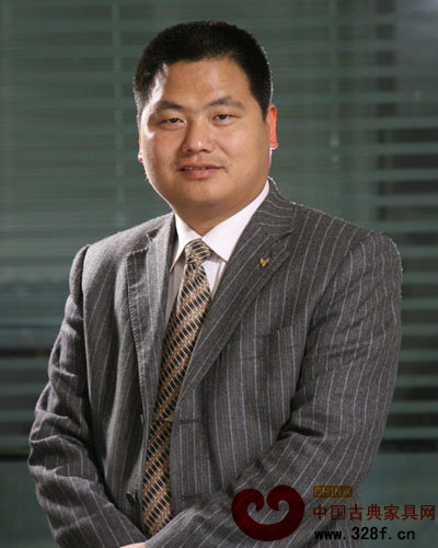 浙江中信紅木家具有限公司董事長(zhǎng)李忠信
