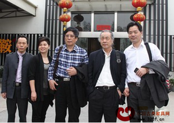 紅木家具專家濮安國與王正書蒞臨源天福