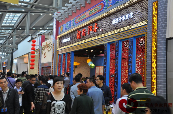 深發(fā)紅木亮相深圳家具展 掀紅木文化新風(fēng)尚