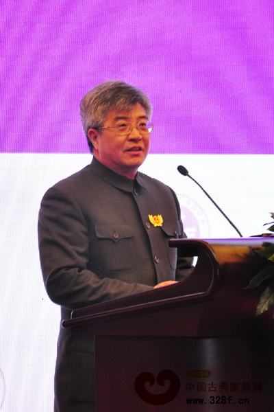 丘樹宏：六點建議推動紅木行業(yè)轉型升級