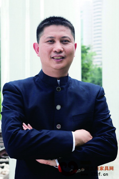 中山市紅古軒家具有限公司總經(jīng)理吳赤宇