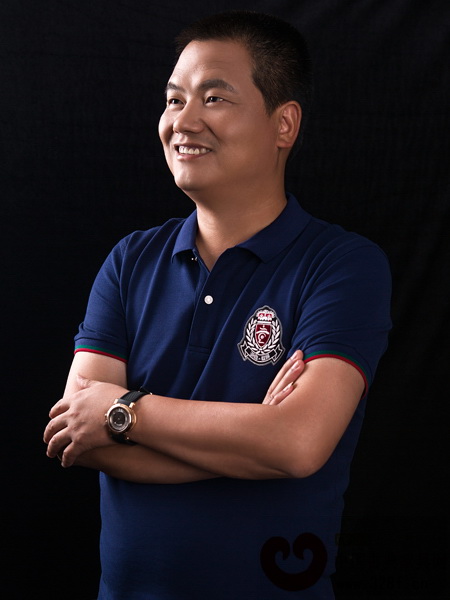 浙江中信紅木家具有限公司董事長李忠信