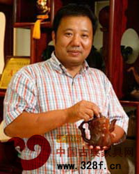 浙江年年紅實(shí)業(yè)有限公司董事長金樟溪