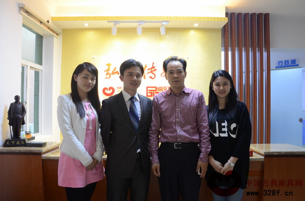 中國紅木產(chǎn)業(yè)之都領(lǐng)導(dǎo)到訪《品牌紅木》