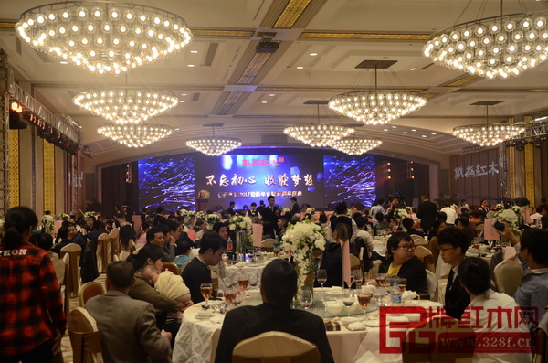 戴為紅木2017迎新年會(huì)暨五周年慶典隆重舉行