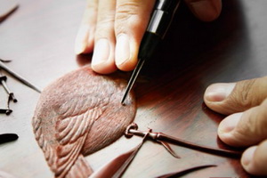 深圳絲翎檀雕的“前世今生”