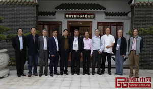 經(jīng)典擔當，寶御堂紅木力作斬獲明清古典家具“金獎”