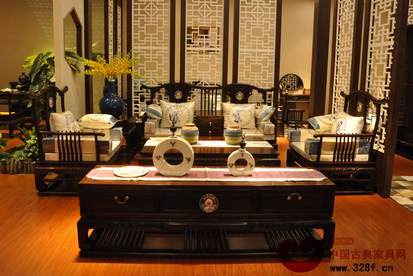 紅寶軒紅木——黑酸枝景泰藍鑲玉家具 紅寶軒紅木——黑酸枝景泰藍鑲玉家具
