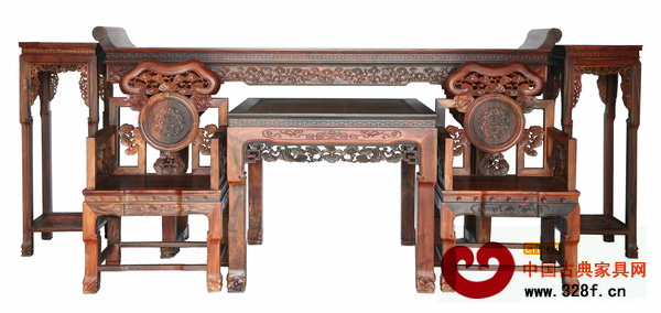 如意靈芝中堂（興成紅木供圖）