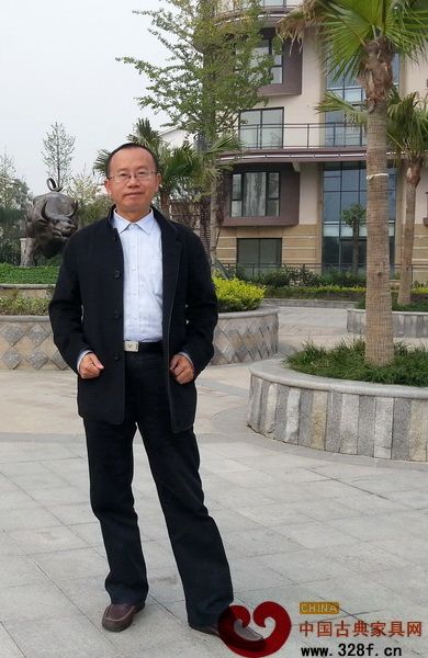 故宮博物院宮廷部副研究館員周京南 故宮博物院宮廷部副研究館員周京南