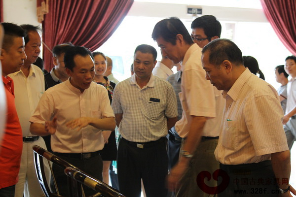 中國（新會）古典家具之都復評工作組蒞臨源天福紅木家具文化城