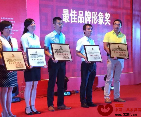 漢華瑰寶紅木喜奪深圳紅木展“最佳品牌形象獎(jiǎng)” 漢華瑰寶紅木喜奪深圳紅木展“最佳品牌形象獎(jiǎng)”