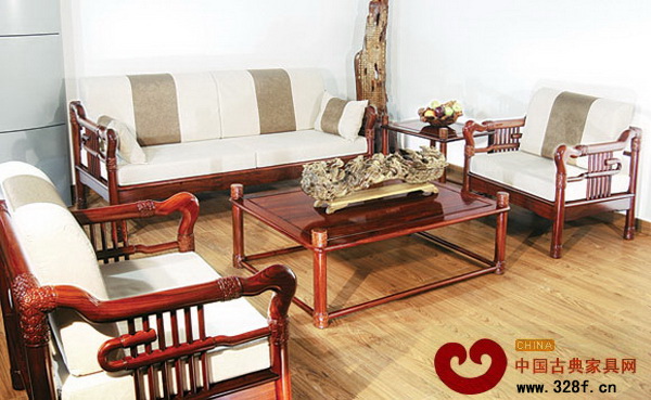 明智御品在紅木云上主推的紅木軟體沙發(fā) 