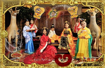 《中華成語奇遇記》所使用的古典家具,均由東成紅木提供贊助 《中華成語奇遇記》所使用的古典家具,均由東成紅木提供贊助