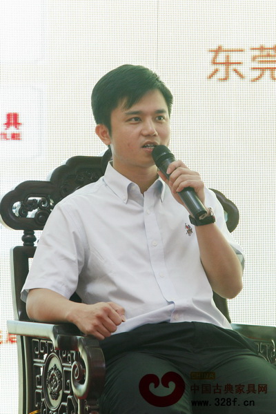 中國古典家具網(wǎng)、《品牌紅木》雜志CEO林偉華 中國古典家具網(wǎng)、《品牌紅木》雜志CEO林偉華