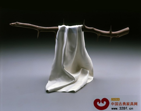 光滑薄透的綢緞