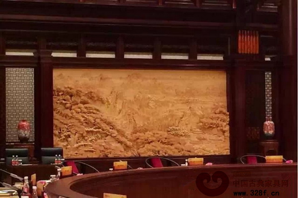 木雕屏風(fēng)《錦繡河山》 木雕屏風(fēng)《錦繡河山》