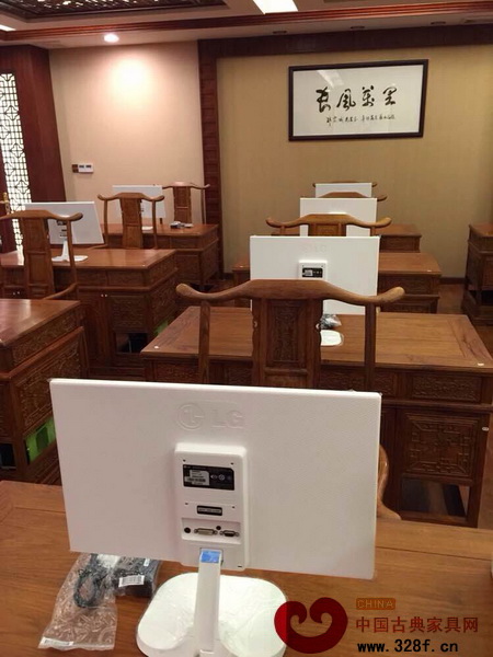 古典和現(xiàn)代科技的完美結(jié)合 古典和現(xiàn)代科技的完美結(jié)合